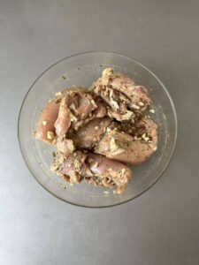Hühnerkeule mit Gewürzen