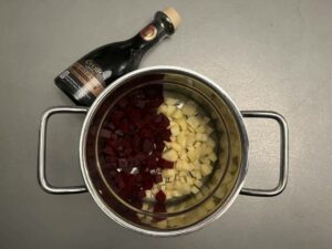 Apfel & Rote Rüben auf Buratta